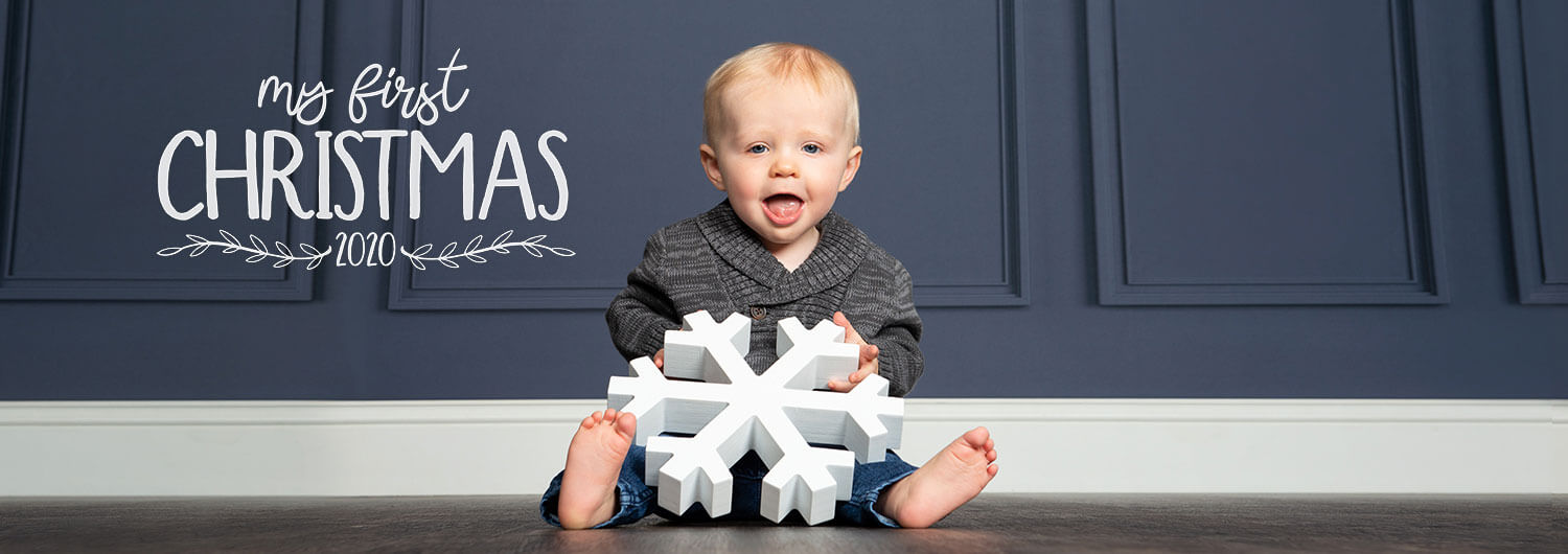 Easy photography tips for baby’s first Christmas