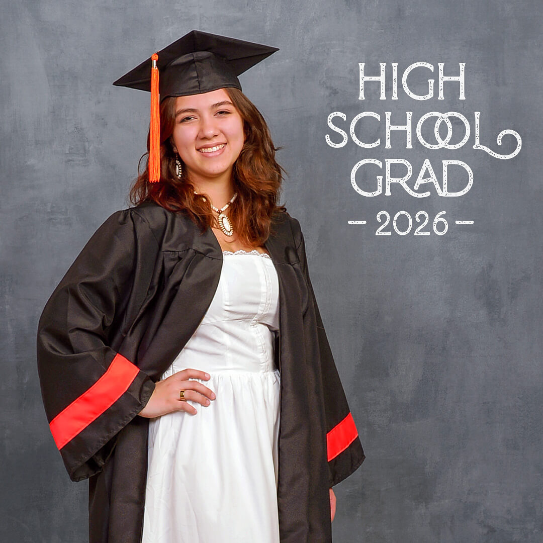261-059-Grad 2026-Web Overlay Gallery Assets-Senior Female